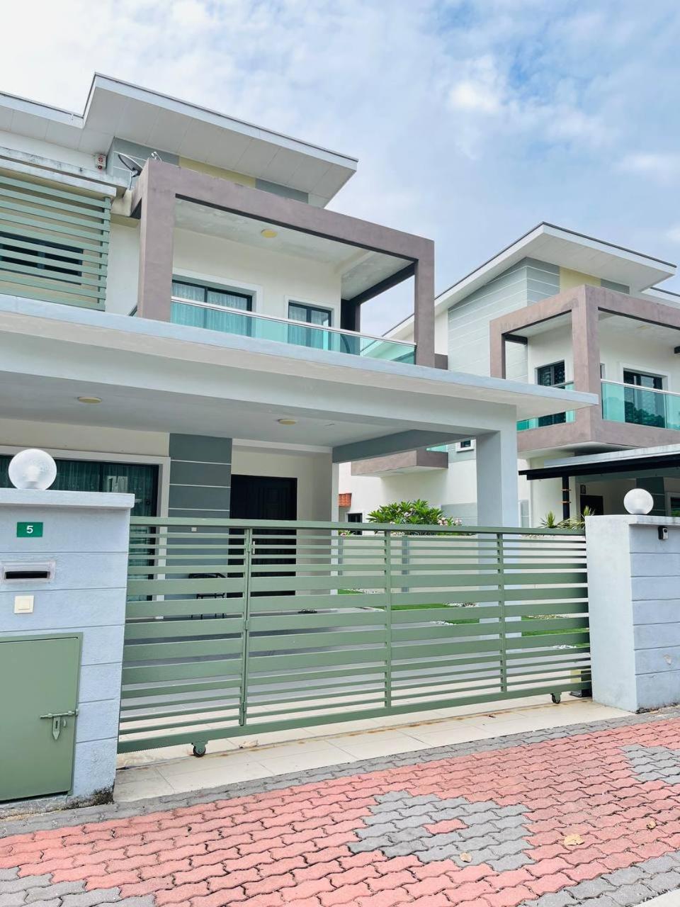 Sofea Mutiara Homestay Ipoh Ngoại thất bức ảnh